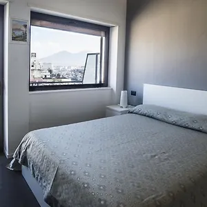 Bed & Breakfast Mediterranea, Naples
