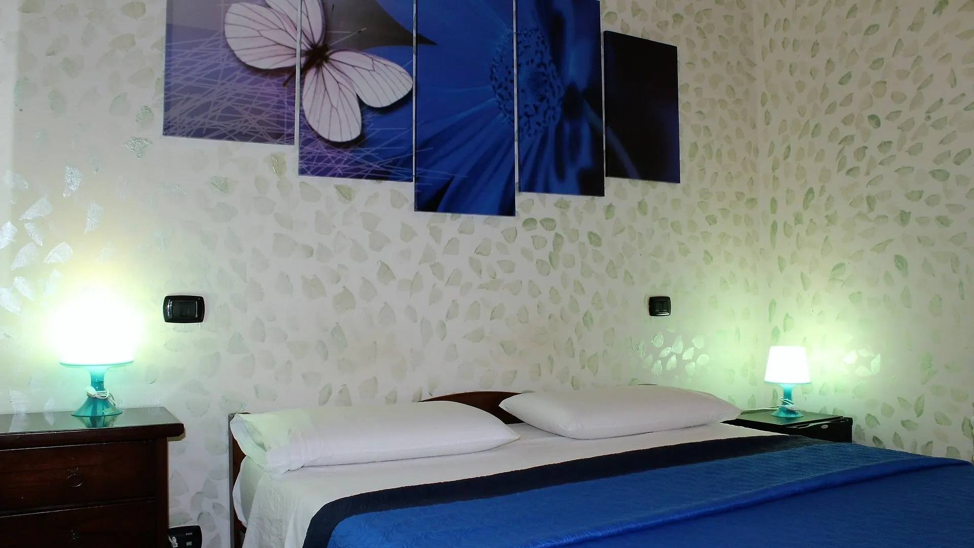 *** Affittacamere B&B Alloggio Maria Napoli Italia